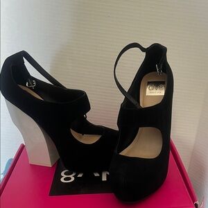 Dolce Vita Black Suede Mary Jane Heels with White Block Heel